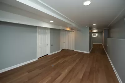 8117 S Burnham Avenue, Chicago, IL 60617 - Photo 14