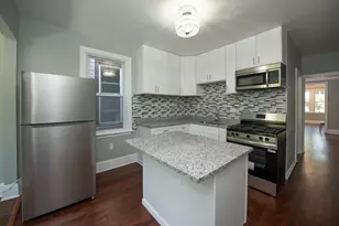 8117 S Burnham Ave, Chicago, IL 60617 - Photo 8