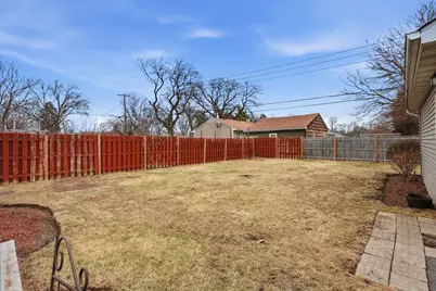 916 Barthelme Avenue, Joliet, IL 60435 - Photo 4