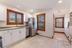 367 N Lake St, Grayslake, IL 60030 - Photo 6