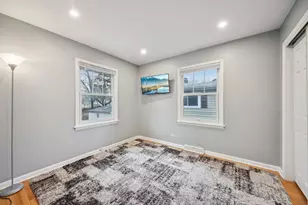 715 E Main St, Barrington, IL 60010 - Photo 12