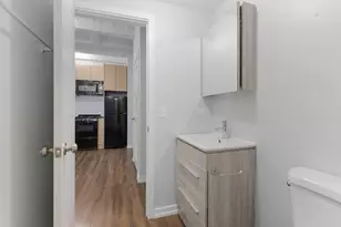 5718 N Winthrop Ave, Chicago, IL 60660 - Photo 10