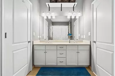 1927 W Belmont Avenue #3, Chicago, IL 60657 - Photo 10