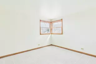 755 Dulles Rd, Des Plaines, IL 60016 - Photo 2