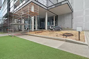 860 W Blackhawk St, Chicago, IL 60642 - Photo 2