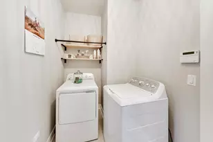 613 Bourbon Ct, Naperville, IL 60565 - Photo 24