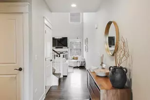 613 Bourbon Ct, Naperville, IL 60565 - Photo 12