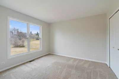 1294 Hunters Ridge East, Hoffman Estates, IL 60192 - Photo 16