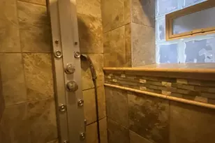 2825 N Hamlin Ave, Chicago, IL 60618 - Photo 10