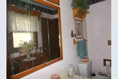 905 Winthrop Court, Zion, IL 60099 - Photo 8