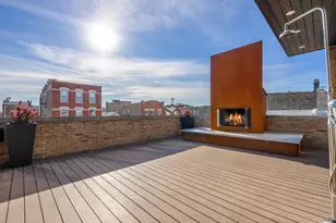 1302 W Erie St, Chicago, IL 60642 - Photo 18