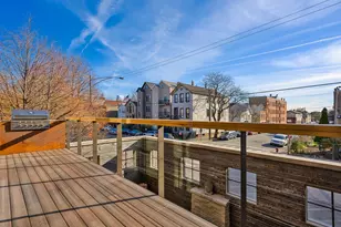 1302 W Erie St, Chicago, IL 60642 - Photo 6