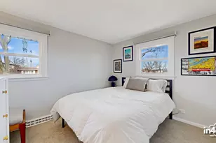 7731 Maple St, Morton Grove, IL 60053 - Photo 30