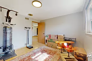 7731 Maple St, Morton Grove, IL 60053 - Photo 18