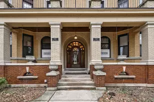 5224 N Winthrop Ave, Chicago, IL 60640 - Photo 2