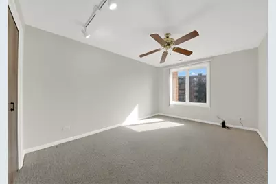 601 Lake Hinsdale Drive #301, Willowbrook, IL 60527 - Photo 14