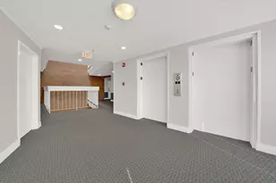 601 Lake Hinsdale Dr, Willowbrook, IL 60527 - Photo 18