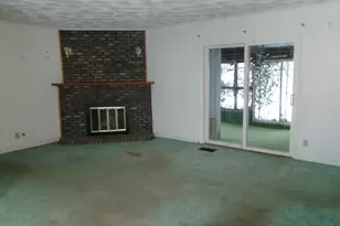 321 Meltzer St, Walnut, IL 61376 - Photo 4