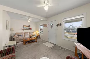 2646 N Mont Clare Ave, Chicago, IL 60707 - Photo 6