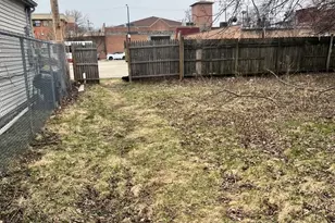 1251 W 110th Pl, Chicago, IL 60643 - Photo 6