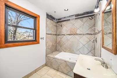 28W608 Ray Street, Warrenville, IL 60555 - Photo 12