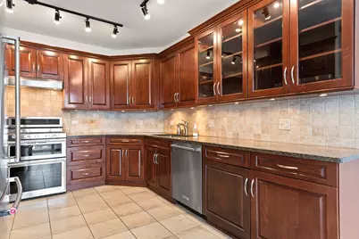 3200 N Lake Shore Drive #307, Chicago, IL 60657 - Photo 10