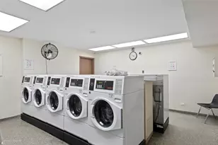 3200 N Lake Shore Dr, Chicago, IL 60657 - Photo 28