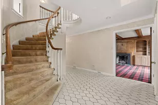 30 Strauss Ln, Olympia Fields, IL 60461 - Photo 8