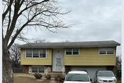 16916 Magnolia Drive, Hazel Crest, IL 60429 - Photo 1