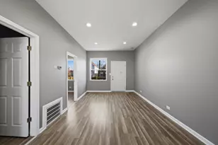 2812 S Trumbull Ave, Chicago, IL 60623 - Photo 14