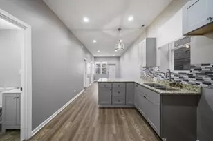 2812 S Trumbull Ave, Chicago, IL 60623 - Photo 12