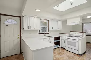 3351 171st St, Lansing, IL 60438 - Photo 12