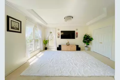 523 Mallard Point Drive, North Aurora, IL 60542 - Photo 12