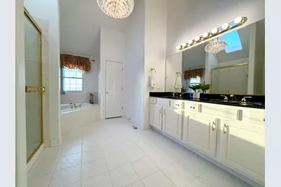 523 Mallard Point Drive, North Aurora, IL 60542 - Photo 24