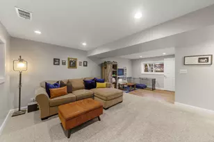 714 E Emerson Ave, Lombard, IL 60148 - Photo 14