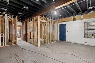 3636 N Ashland Ave, Chicago, IL 60613 - Photo 12