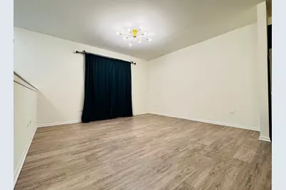 810 Four Seasons Boulevard, Aurora, IL 60504 - Photo 8