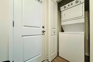 810 Four Seasons Blvd, Aurora, IL 60504 - Photo 18