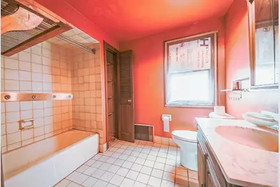 7333 W Foster Avenue, Harwood Heights, IL 60706 - Photo 14