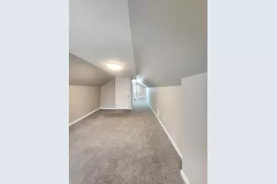 8000 S Woodlawn Avenue, Chicago, IL 60619 - Photo 12