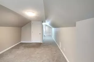 8000 S Woodlawn Ave, Chicago, IL 60619 - Photo 12