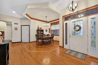 1411 Windfield Drive, Sycamore, IL 60178 - Photo 8