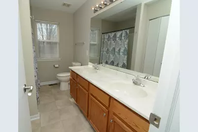 1752 Tallmeadow Drive, Dekalb, IL 60115 - Photo 20