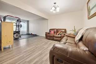 1803 Dumont Ln, Schaumburg, IL 60194 - Photo 6