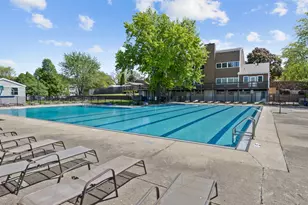 1803 Dumont Ln, Schaumburg, IL 60194 - Photo 22