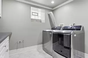 5614 N Campbell Ave, Chicago, IL 60659 - Photo 16