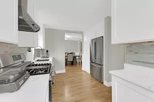 819 Albion Ave, Park Ridge, IL 60068 - Photo 12