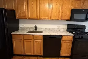 630 W Patterson Ave, Chicago, IL 60613 - Photo 6