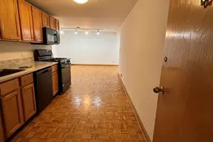 630 W Patterson Ave, Chicago, IL 60613 - Photo 4