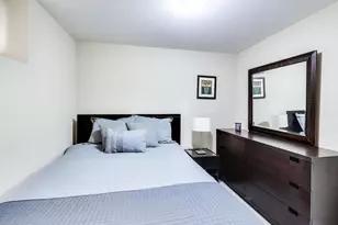 5355 W Galewood Ave, Chicago, IL 60639 - Photo 24